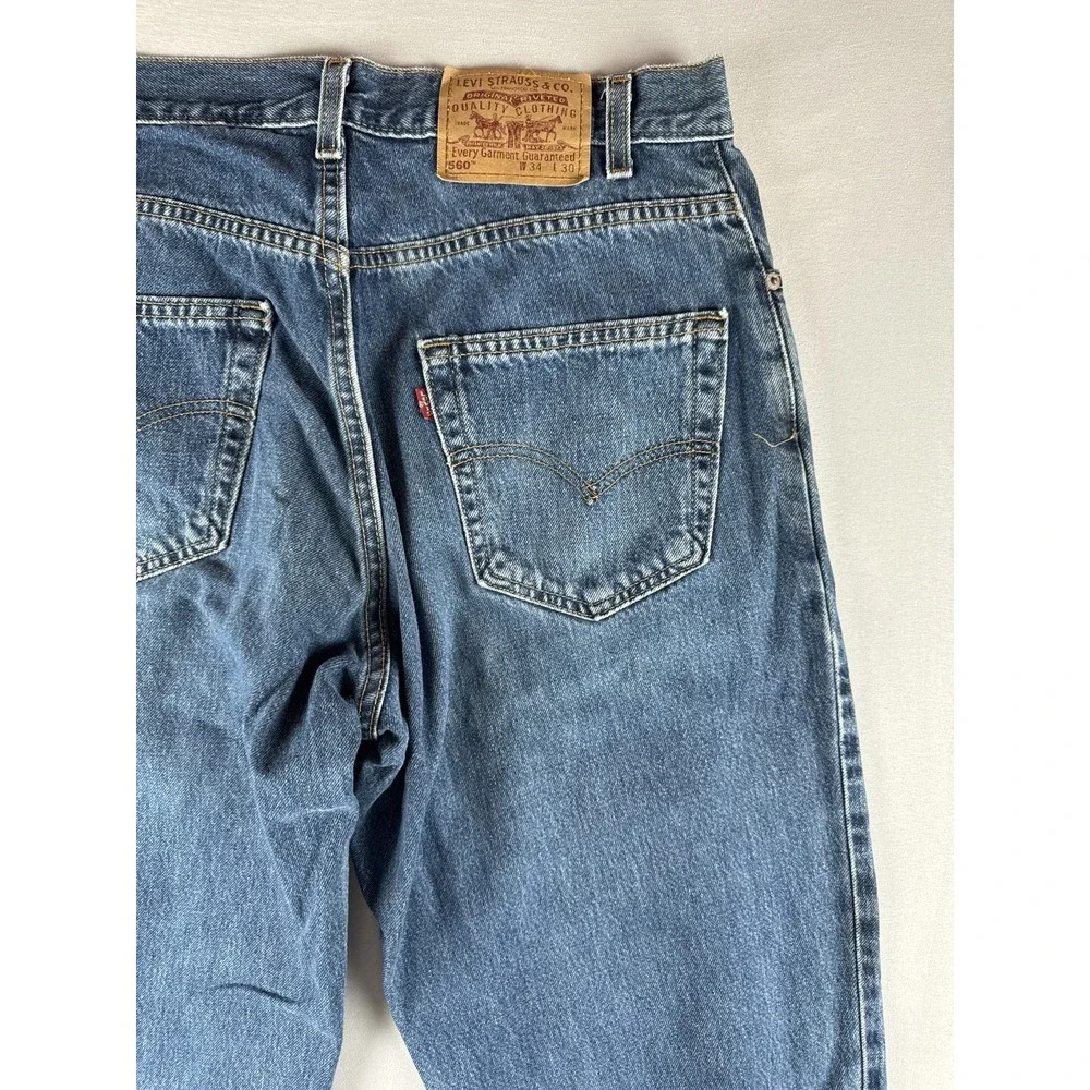 Vintage Levi's 560 Loose Tapered Jeans 34x30 Medium Wash Made In USA